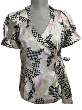 BCBG MaxAzria Floral Satin Wrap Blouse S Puff Sleeve V‑Neck Side Tie Top